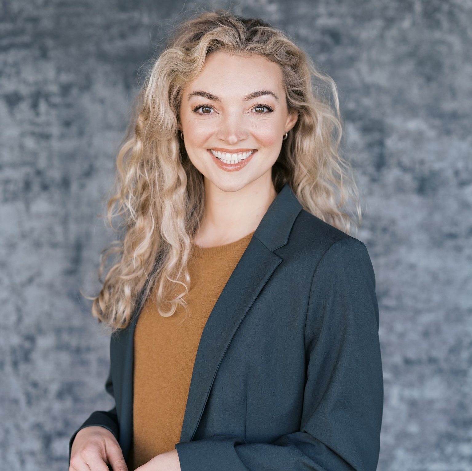 Dr. McElroy headshot
